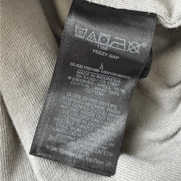 Yeezy GAP Light Gray Zip Up Sweater - Picture 4 of 4